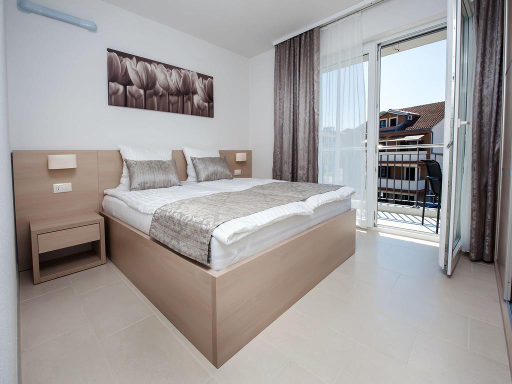 Apartments Anamar โรวีน ภายนอก รูปภาพ